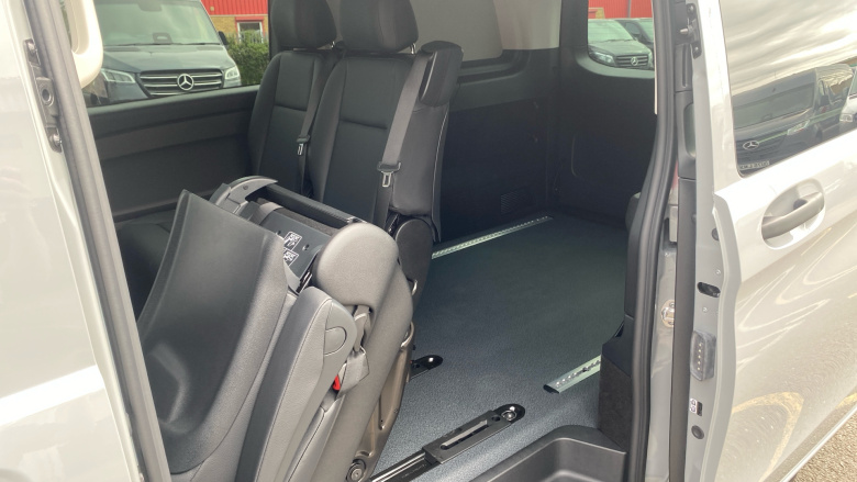 Mercedes-Benz Vito L2 Diesel Rwd 119CDI Select Crew Van 9G-Tronic